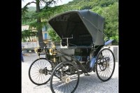 Monumento alla prima auto